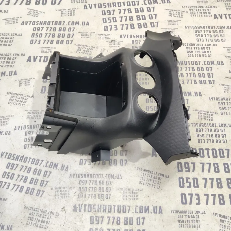 Накладка Mitsubishi Outlander XL (06-12) 2.0D OEM 8002a036zz