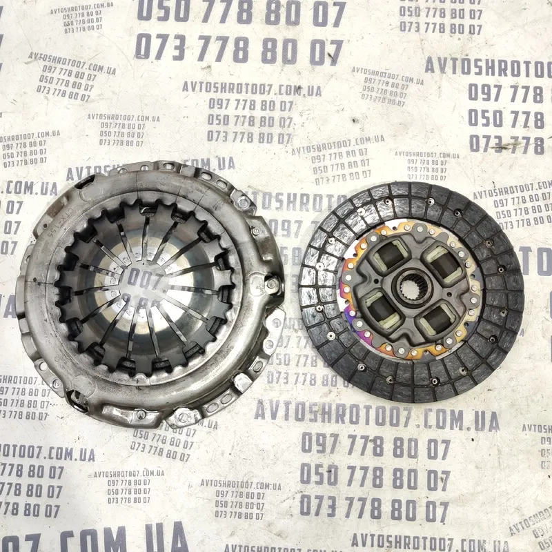 Комплект зчеплення Toyota Corolla (06-13) 1.6 OEM 0400003352