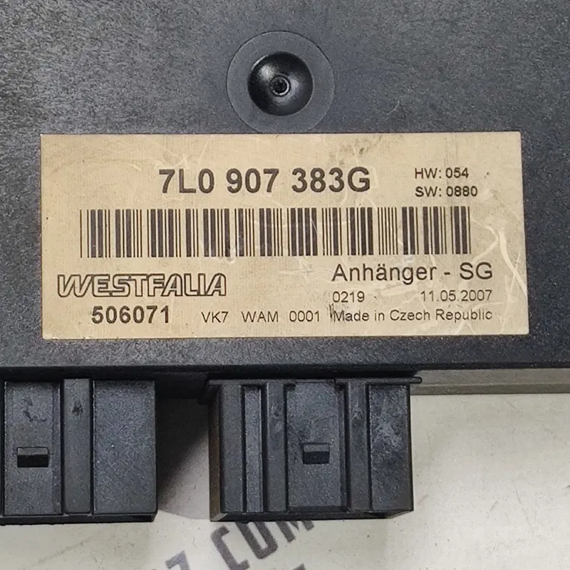 Блок фаркопа VW Touareg 2010-2018 3.0 Diesel OEM 7L0907383G