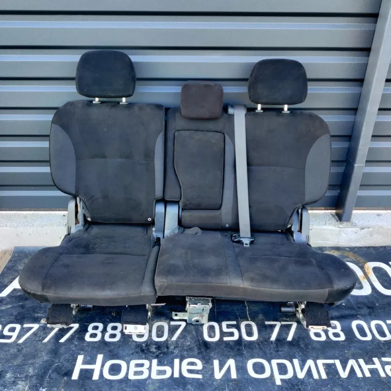 Комплект сидінь Mitsubishi Outlander XL (06-12) 2.0 Дизель