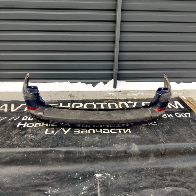 Бампер Peugeot 807 (02-14) 2.2 HDI задній OEM 1484204077