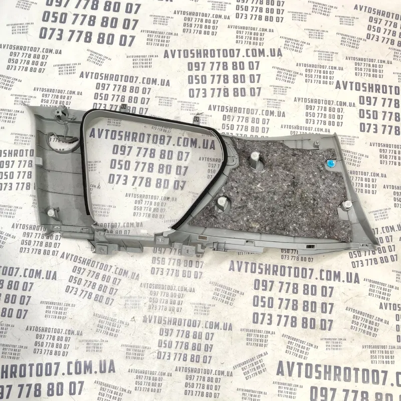 Накладка задня ліва Mitsubishi Outlander XL 06-12 7230a051ha