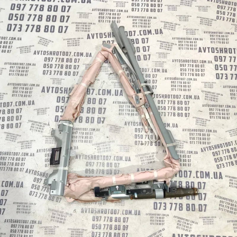 Шторка Mitsubishi Outlander XL 06-12 2.0D пр OEM 616540800a