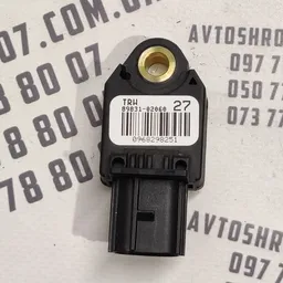 Датчик удару Toyota Corolla 07-13 1.6 прав OEM 8983102060 фото 1