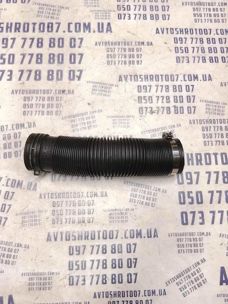 Патрубок Skoda Octavia Tour (96-10) 1.9 TDI OEM 1j0129684c