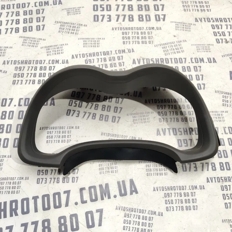 Накладка салону Toyota Corolla 06-13 1.6 Бенз OEM 5541012a20