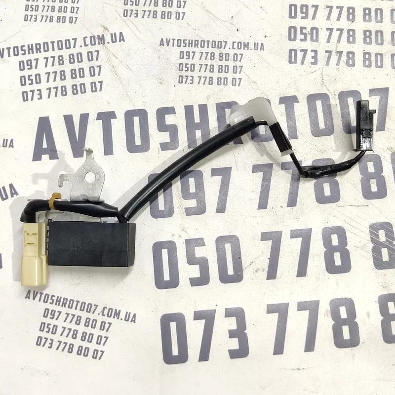 Конденсатор Toyota Corolla (06-13) 1.6 Бензин OEM 9098004199