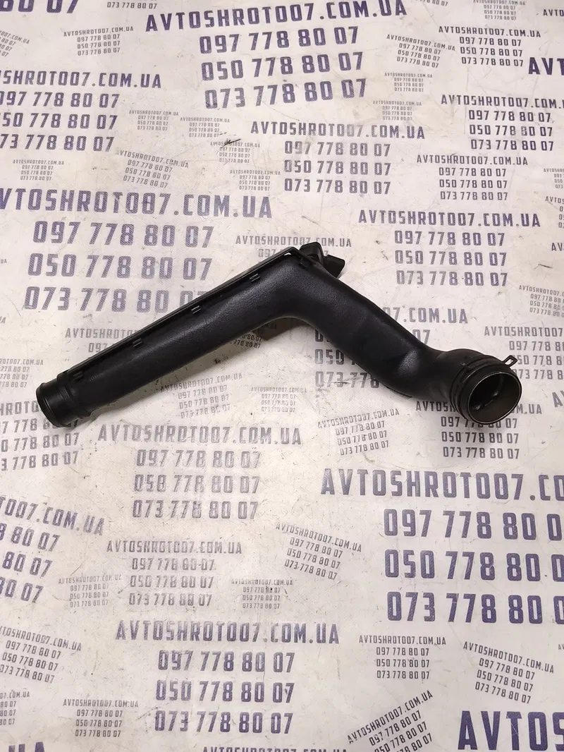 Патрубок інтеркулера Skoda Octavia 96-10 1.9 TDI 1j0145762h