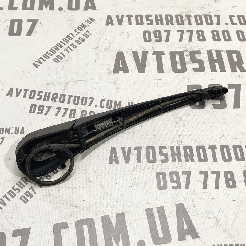 Двірник Peugeot 807 (02-14) 2.2 HDI задній OEM 80006097