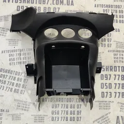 Накладка Mitsubishi Outlander XL (06-12) 2.0D OEM 8002a036zz
