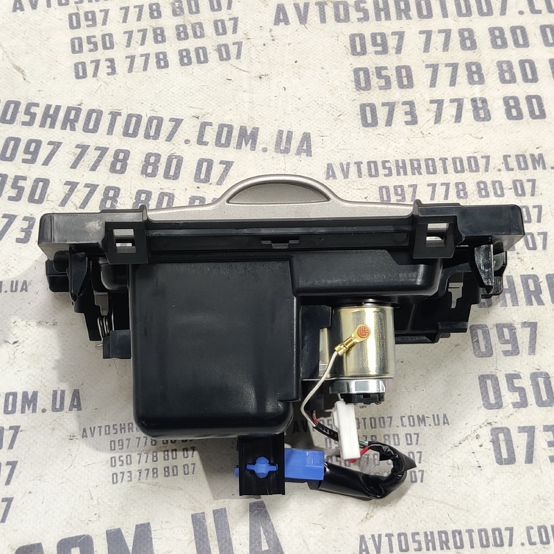 Накладка салону Toyota Corolla (06-13) 1.6 OEM 5544012100