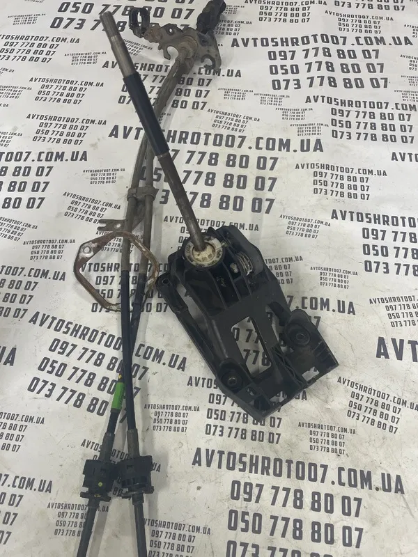 Куліса КПП Citroen C1 (05-14) 1.0 Бенз OEM 335300H010