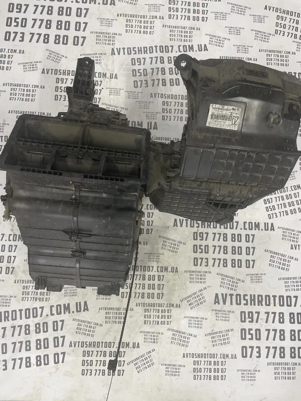 Корпус пічки Citroen C1 (05-14) 1.0 бензин OEM 870100H020G