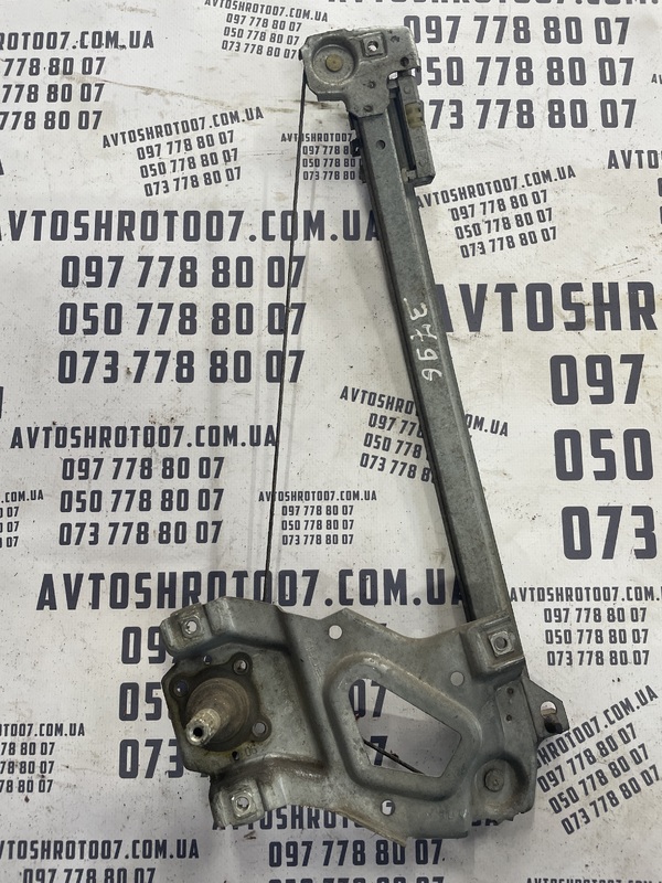 Склопідіймач Audi 80 B3 (86-91) задній правий OEM 893839400