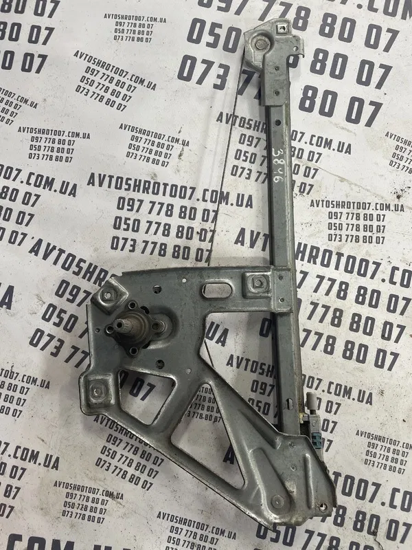 Склопідіймач Audi A6 C4 (94-97) задній правий OEM 4A0839400A