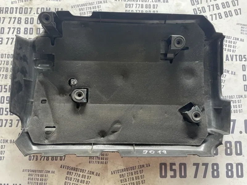 Накладка двигуна VW Passat B8 16-19 1.8 TSI OEM 06K103925BN