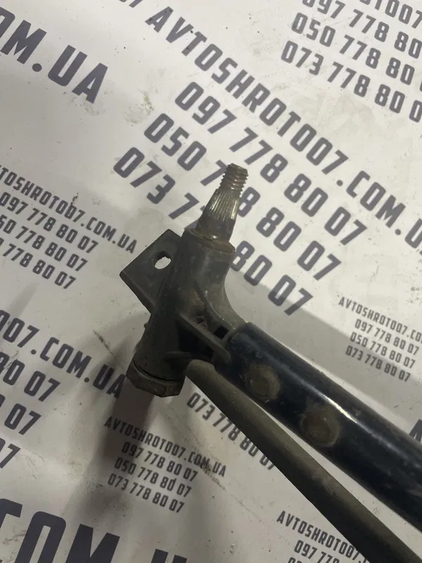 Трапеція склоочисників Audi 80 B3 передня OEM 390241097