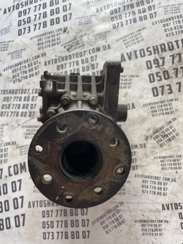 Роздатка Kia Sorento 2 (09-15) 2.2 CRDI OEM 473003B210