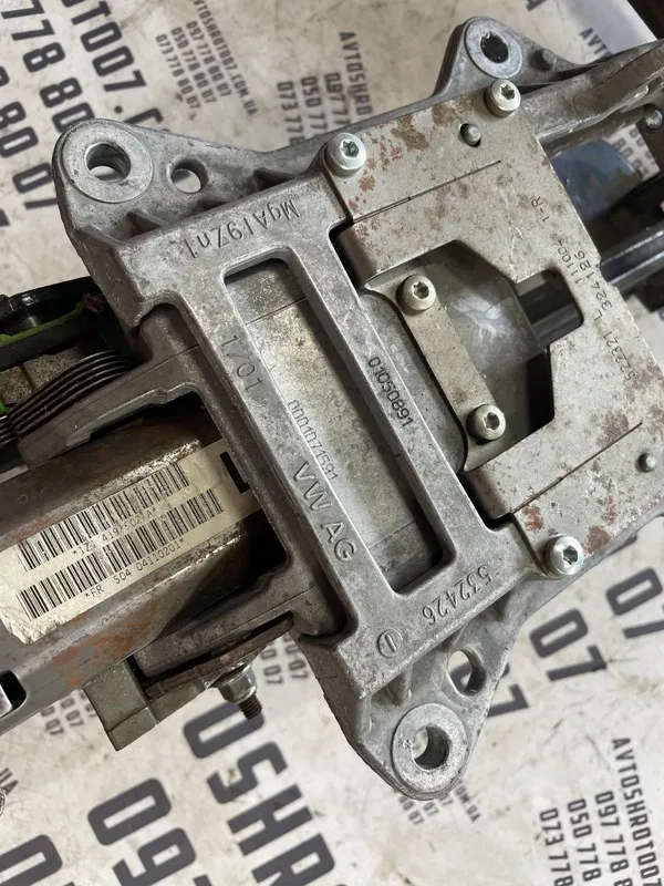Рульова колонка Volkswagen Golf 4 (97-05) OEM 532426