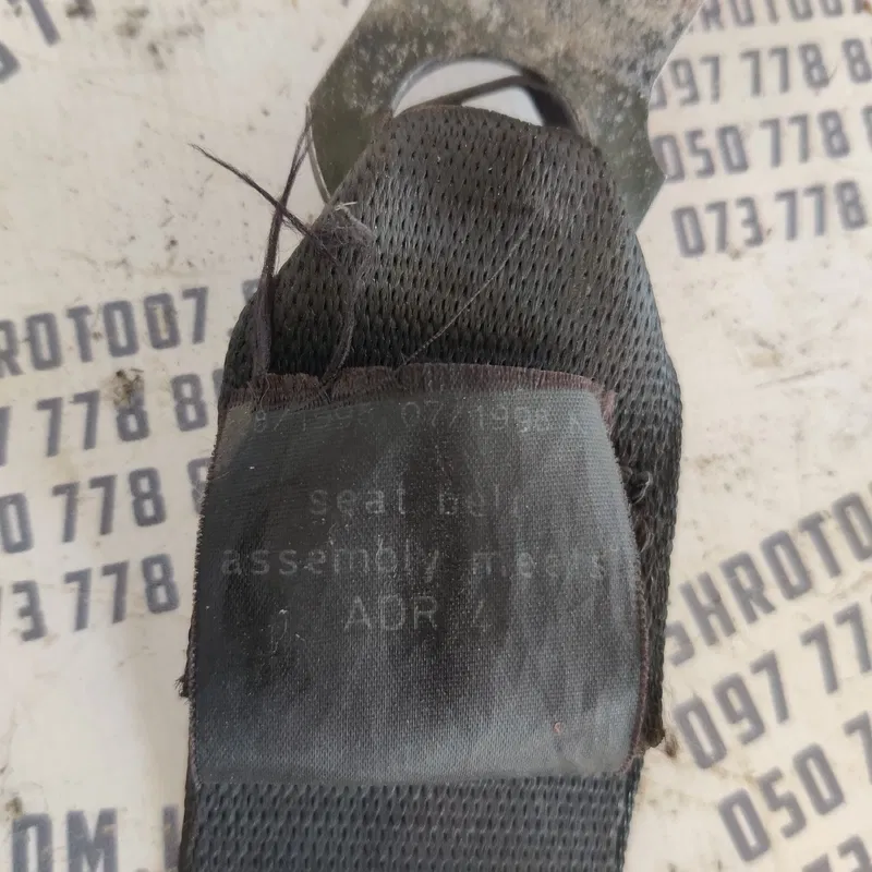 Ремінь безпеки BMW 320 E46 98-05 перед. правий OEM 566244601