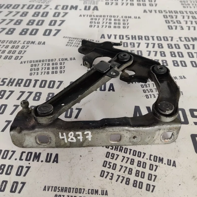 Петля капоту Mercedes W220 (98-05) права OEM 2118800228