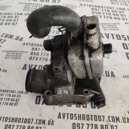 Радіатор масляний Volkswagen Passat B3 (88-93) OEM 68115417 фото 2