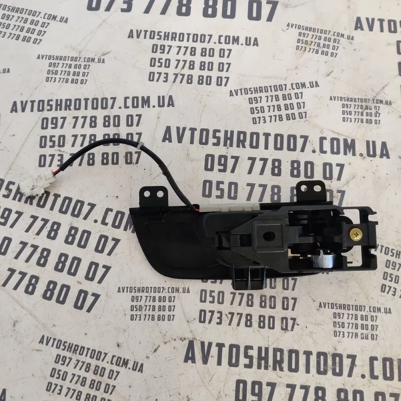 Ручка внутр. Lexus LS 430 (00-06) задня ліва OEM 6928850010
