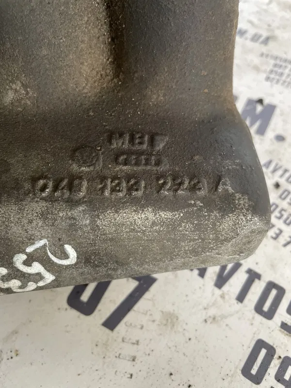 Впускний колектор Audi A6 C4 91-97 2.0 бензин OEM 048133223a