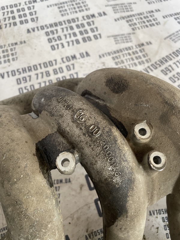 Впускний колектор Mercedes W210 (95-03) 3.2 D OEM 6130900237