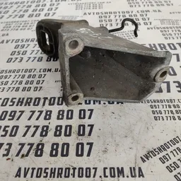 Кронштейн подушки двигуна Audi A6 C4 (94-97) OEM 4A0199307AB фото 2
