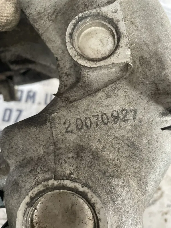 Впускний колектор Audi A4 B5 (94-01) 1.8