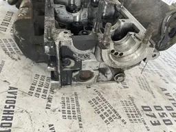 ГБЦ Audi A6 C5 (97-05) 2.5 Дизель AKE Права OEM 10591297130 фото 2