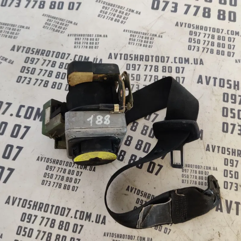 Ремінь безпеки Volkswagen Passat B5 задній правий OEM 64684