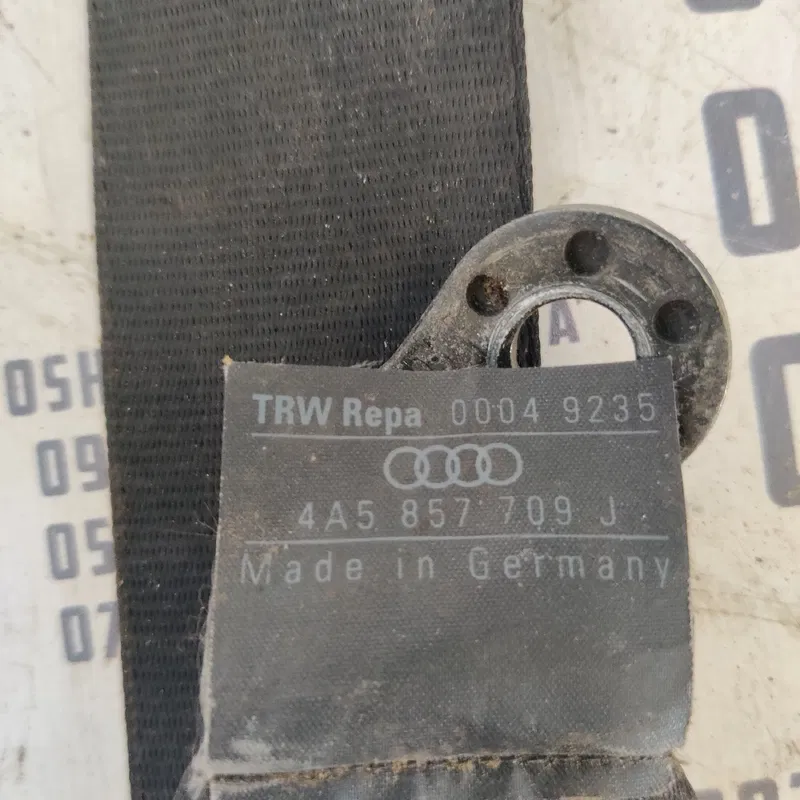 Ремінь безпеки Audi A4 B5 94-01 задній правий OEM 4A5857709J