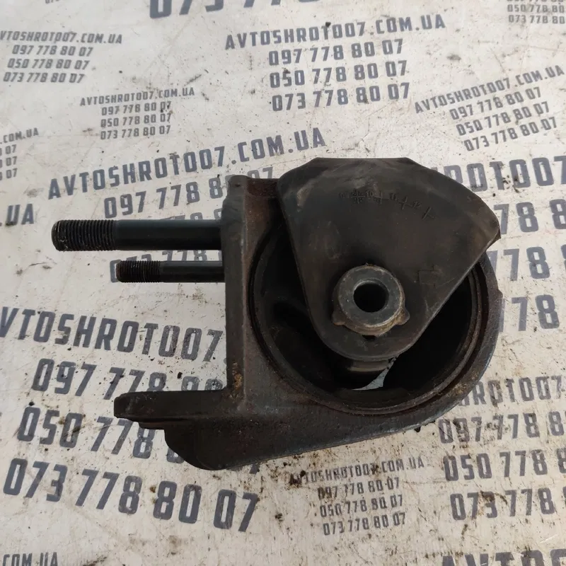 Подушка двигуна Kia Sorento 2 (09-14) 2.2D Пр OEM 218342b900