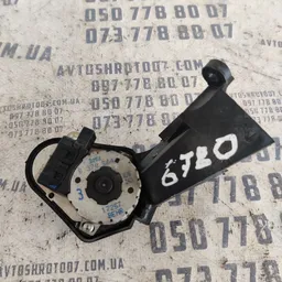 Двигун заслінки пічки BMW 316 E36 (90-00) 1.6i OEM 8370564 фото 1
