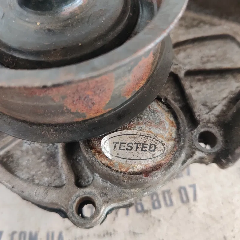 Помпа Audi A6 C4 (94-97) 2.8 бензин