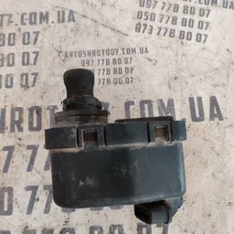 Коректор фар VW Jetta (10-18) OEM 0307851305 321941295a фото 2