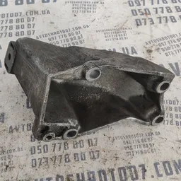 Кронштейн двигуна Audi A4 B5 (94-01) лівий OEM 8d0199307 фото 2