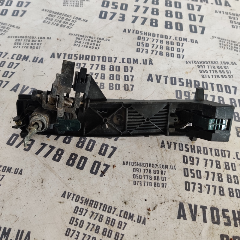 Ручка зовн. передня права Mercedes CLS W219 (04-10) P766530