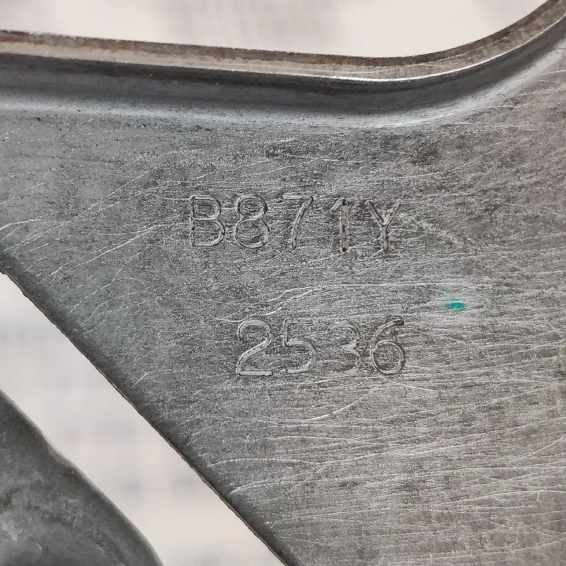 Замок дверей Chrysler Voyager 3 (96-01) OEM 4675782g