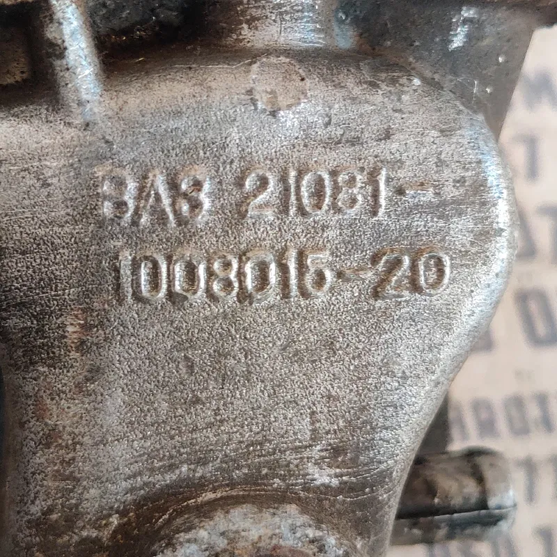 Впускний колектор ВАЗ 2108 2109 OEM 100801520