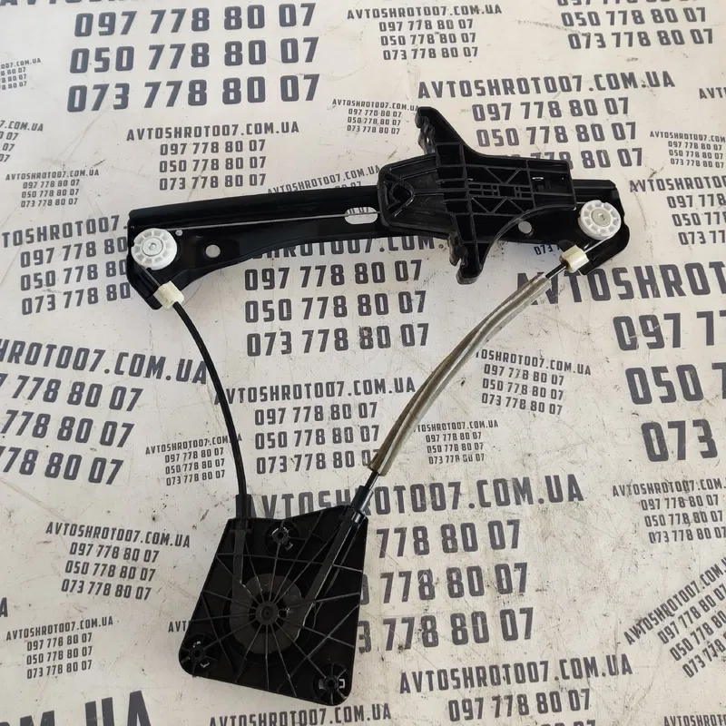 Склопідіймач VW Passat B8 USA задній лівий OEM 561839461f