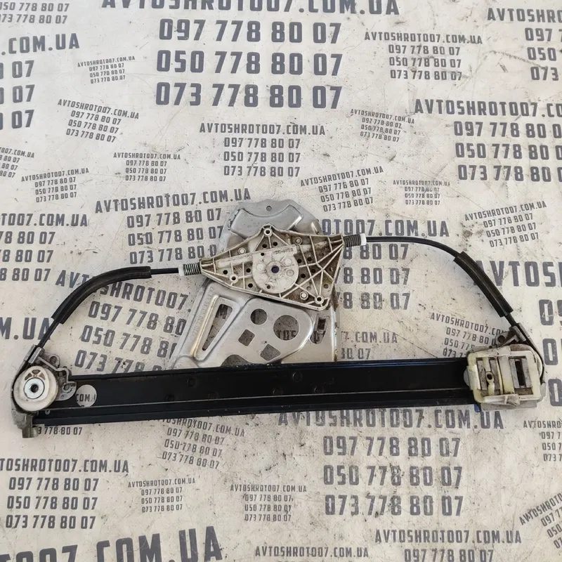 Склопідіймач Mercedes W220 (98-05) зад лів OEM A2207300346