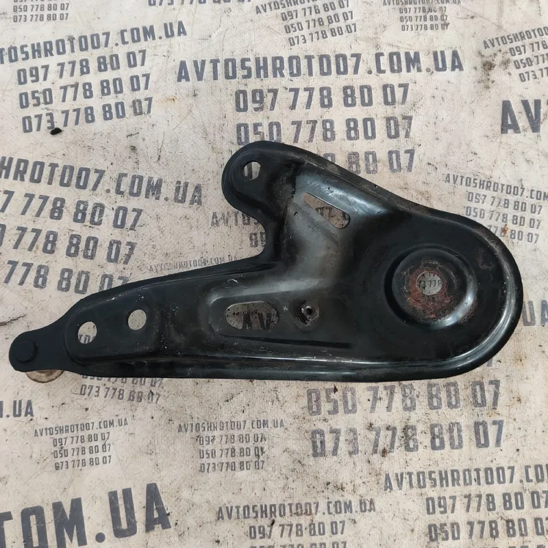 Кронштейн підрамника Lexus RX 350 (08-15) OEM 5,10E+16