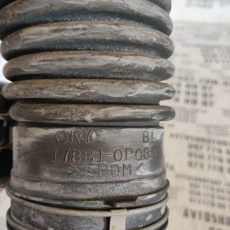 Патрубок повітряний Lexus RX 350 OEM 178930p060 178810p080
