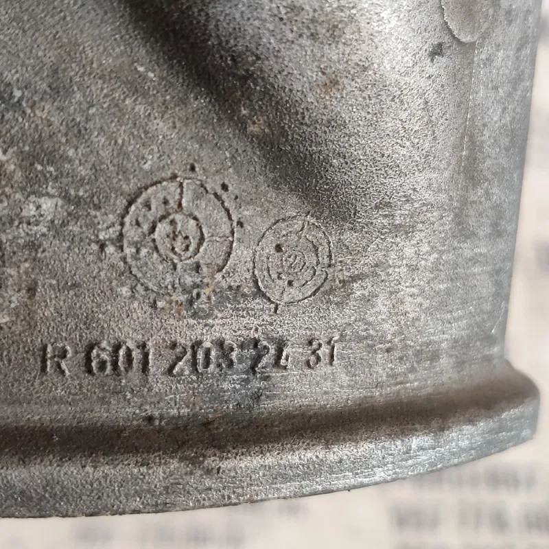 Фланець охолодження Mercedes Vito 96-03 2.3 OEM r6012032431