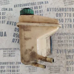 Бачок насосу ГУР Audi A6 C4 (94-97) 4a0422373a