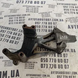 Кронштейн подушки двигуна VW Sharan 1A правий OEM 7M0199308B
