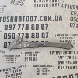 Кронштейн впускного колектора Audi A4 B8 (08-16) 06L129723B
